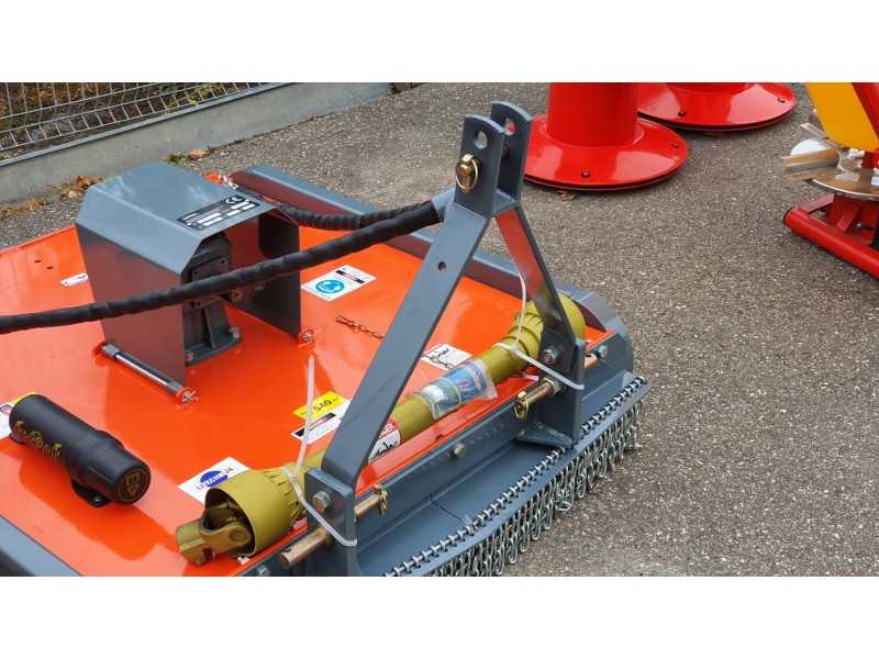 Sodo šienapjovė - smulkintuvas TM-120