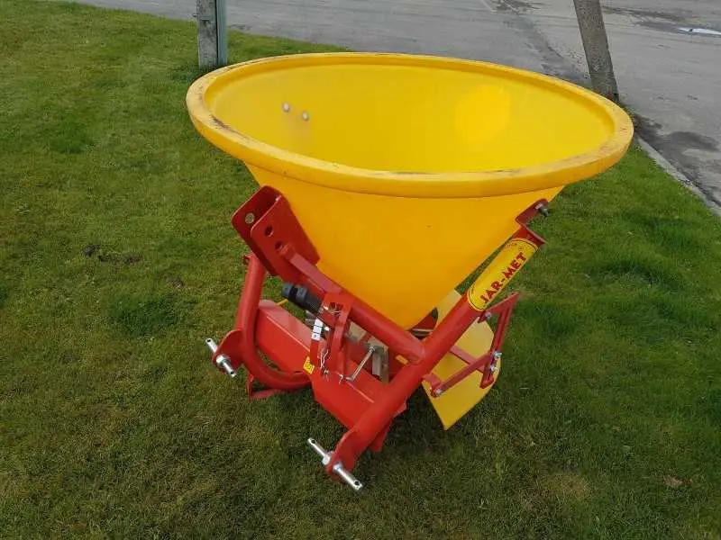 Smėlio barstytuvas 300 ltr