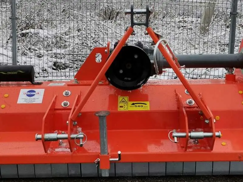 Plaktukinė žoliapjovė EFGC-145