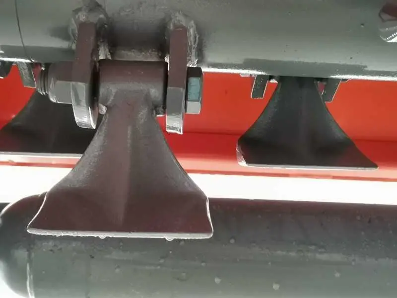 Plaktukinė žoliapjovė EFGC-145