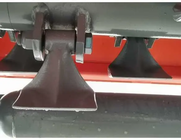 Plaktukinė žoliapjovė EFGC-145