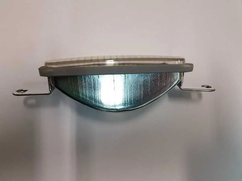 Žibintas KUBOTA B-1400