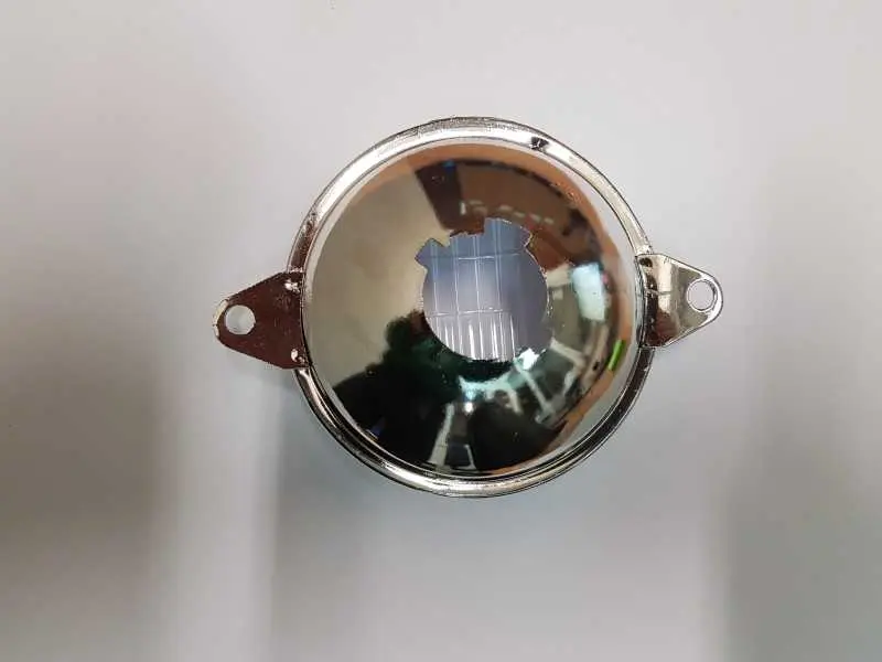 Žibintas KUBOTA B7001