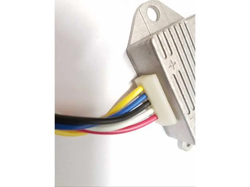 Krovimo reguliatorius JFT1412 (5-ių kontaktų)