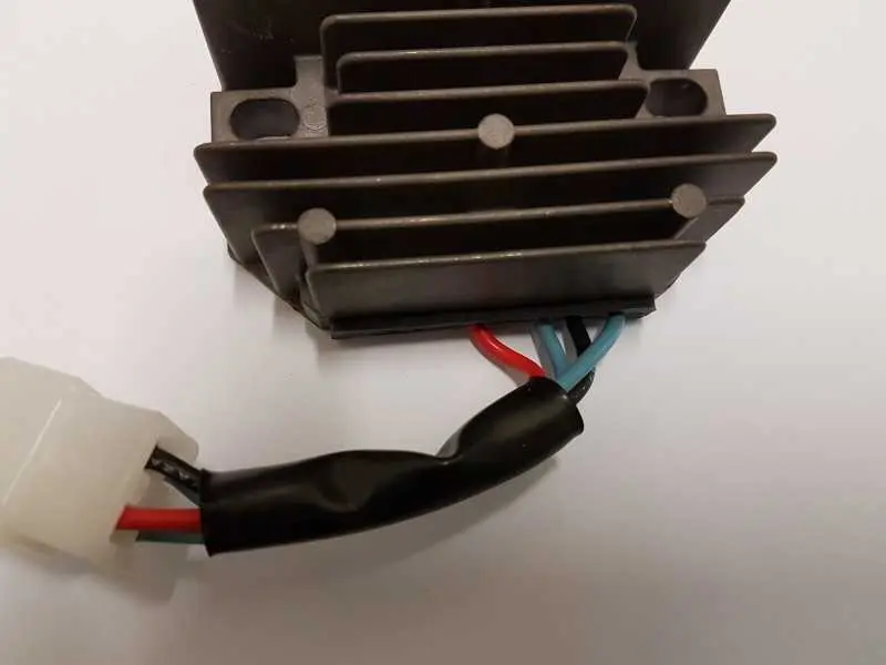 Krovimo reguliatorius RS1106 (Yanmar)