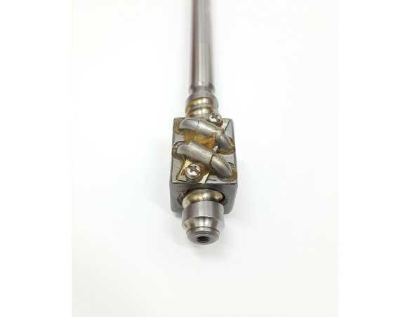 Vairo kolonėlės sliekas su ašimi