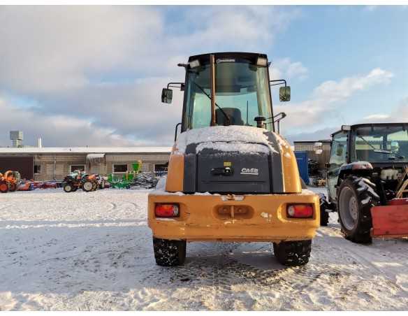 Case 21E (šarnyrinis krautuvas)