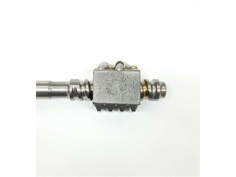 Vairo kolonėlės sliekas su ašimi