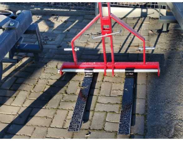 Palečių šakės (ant 3-jų taškų pakabos)