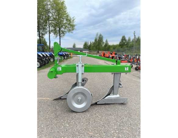 2-jų korpusų plūgas 20 cm "Bomet"