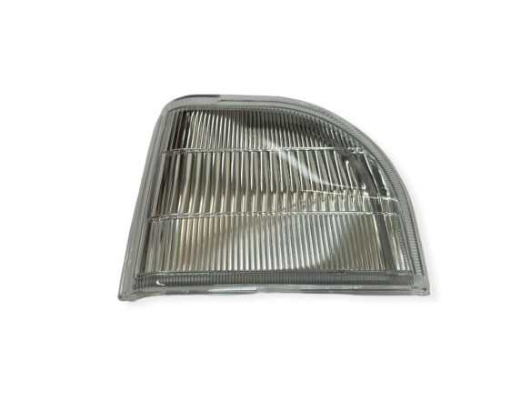 Priekinio žibinto atšvaitas Kubota (kairės pusės)