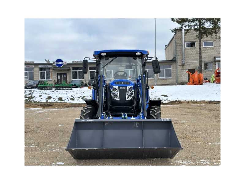 SOLIS 50 с фронтальным погрузчиком