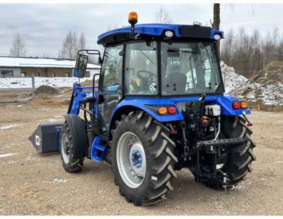 SOLIS 50 с фронтальным погрузчиком