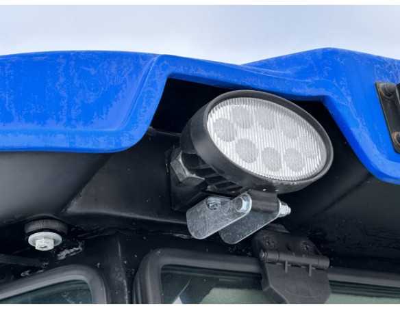 SOLIS 50 с фронтальным погрузчиком