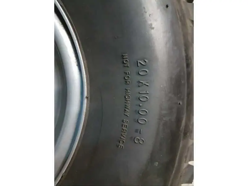 Puspriekabės 1T, 2T padanga su ratlankiu 20*10-8