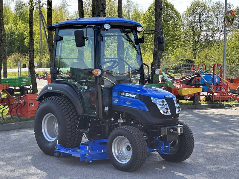 SOLIS 26 HST with lawnmower