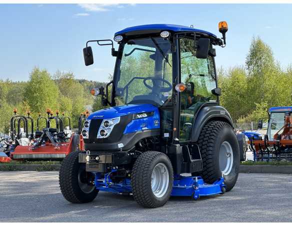 SOLIS 26 HST with lawnmower