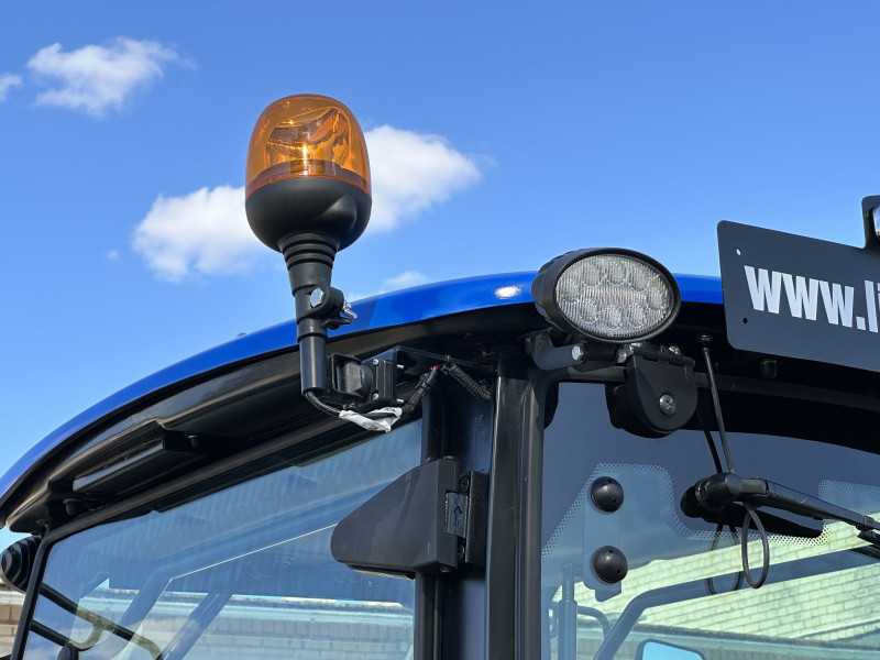 SOLIS 26 HST with lawnmower