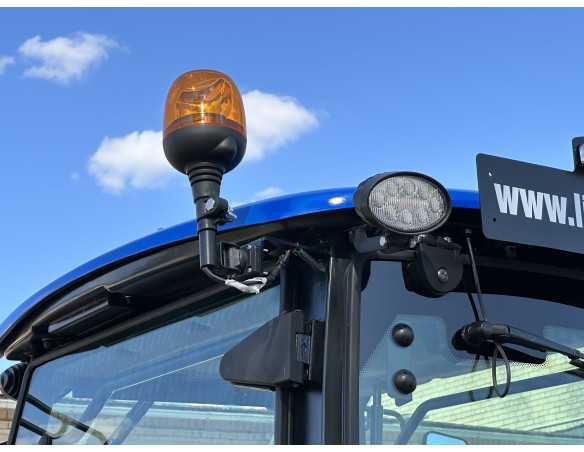 SOLIS 26 HST with lawnmower