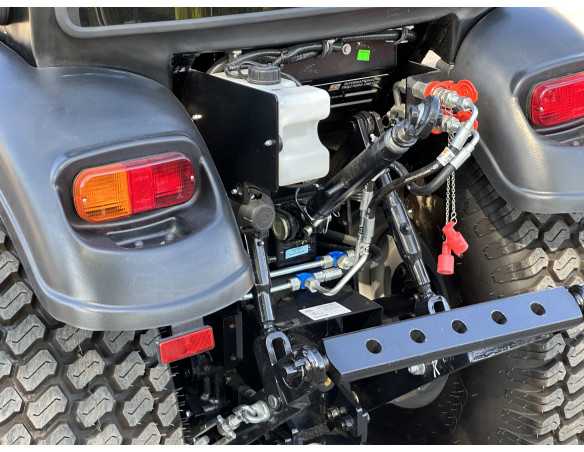 SOLIS 26 HST with lawnmower