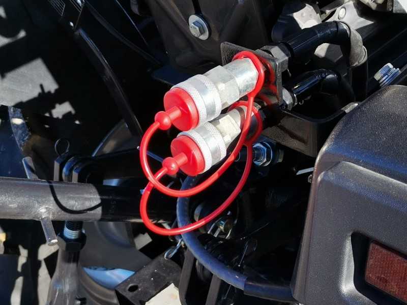 SOLIS 26 HST su vejos ratais