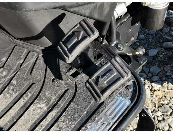 SOLIS 26 HST su vejos ratais