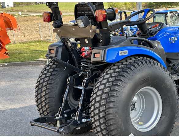 SOLIS 26 HST su vejos ratais