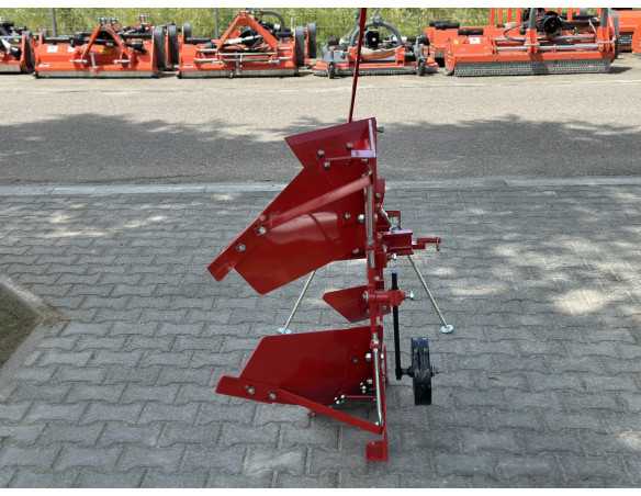 copy of One-legged reindeer with plow