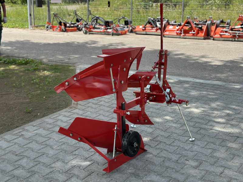 copy of One-legged reindeer with plow