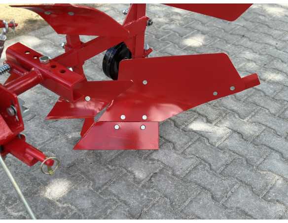 copy of One-legged reindeer with plow