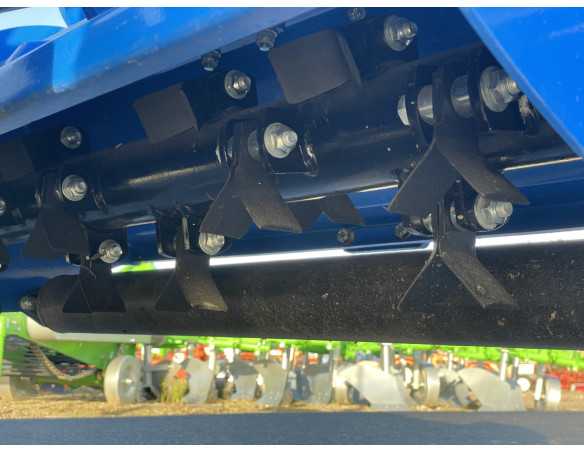 Plaktukinė žoliapjovė "SOLIS" 1,06 m.