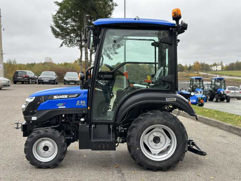 Solis 26 (9+9) su kabina