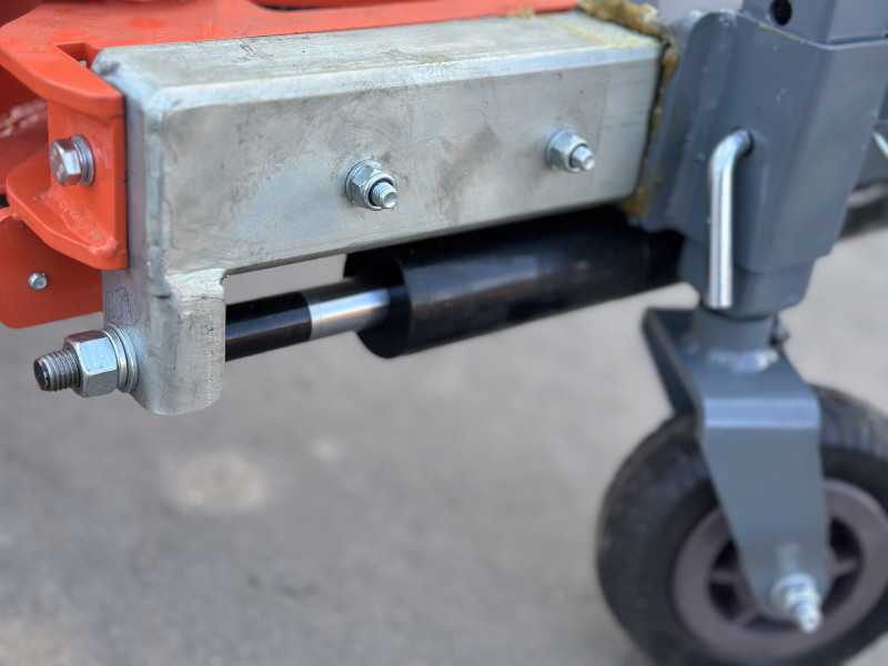 Žoliapjovė DISC 650