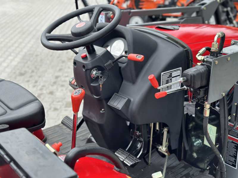 DONGFENG DF304G2 with front loader (MULTI)