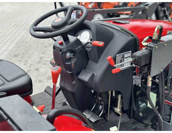 DONGFENG DF304G2 with front loader (MULTI)