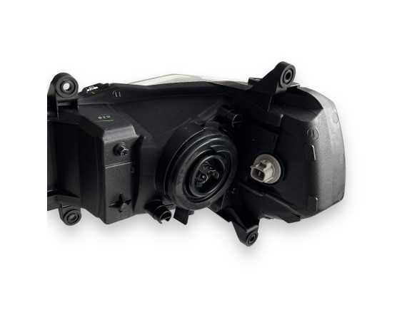 Priekinis žibintas Kubota KL T1270-30010