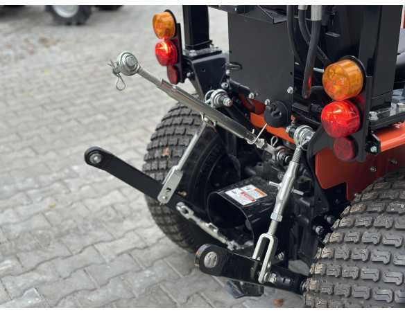 Hinomoto HM-255 (HST) su frontaliniu krautuvu