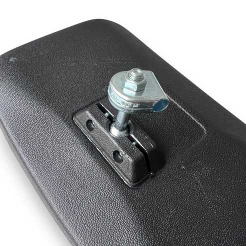 Боковое зеркало