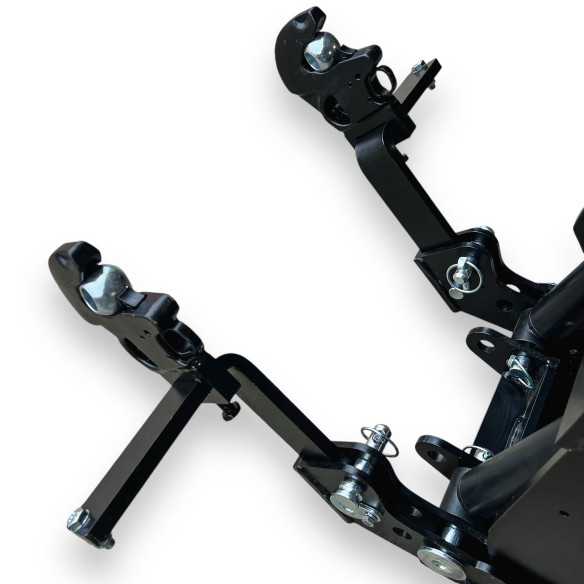 Priekinė tritaškė pakaba