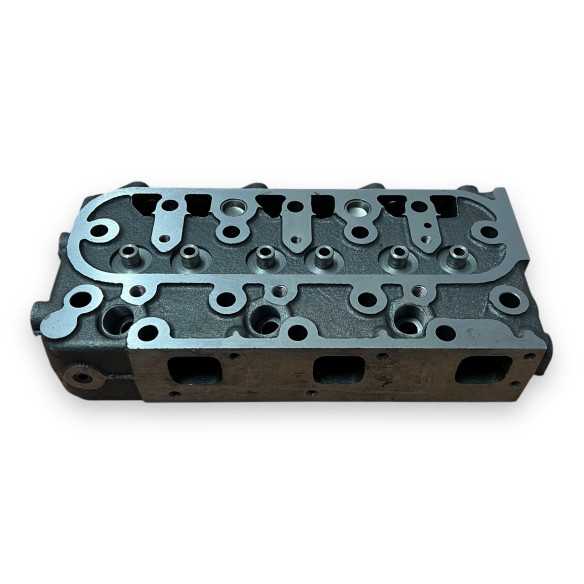 Головка блока цилиндров Kubota D905