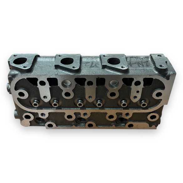 Головка блока цилиндров Kubota D905