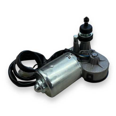 Front wiper motor Solis 10085641AA