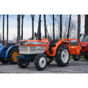 Kubota L-2002 su žemės dirbimo freza