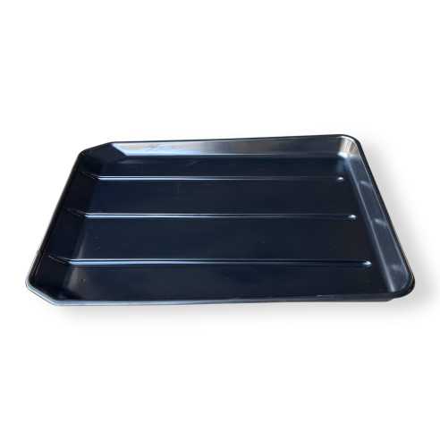 Plastikinis stogelis traktoriui