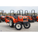 Hinomoto N-200 su žemės dirbimo freza