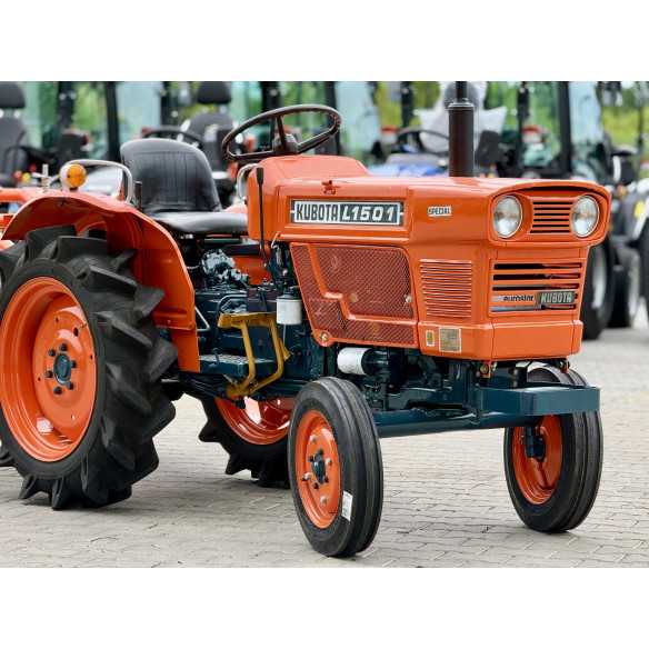 Kubota L-1501 (2wd) su žemės dirbimo freza
