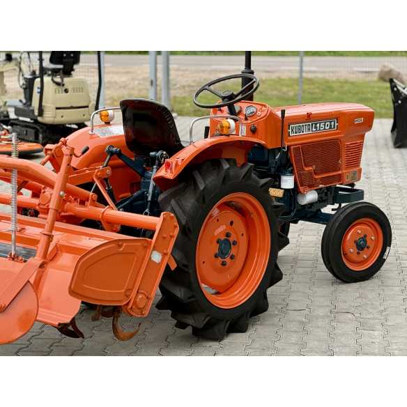 Kubota L-1501 (2wd) su žemės dirbimo freza