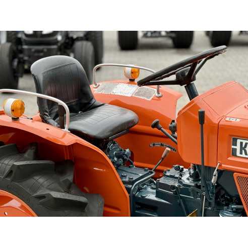 Kubota L-1501 (2wd) su žemės dirbimo freza