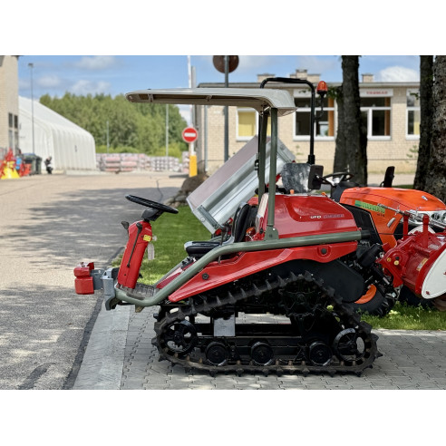 Yanmar AC-10 su žemės dirbimo freza