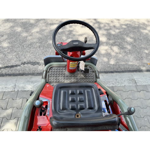 Yanmar AC-10 su žemės dirbimo freza